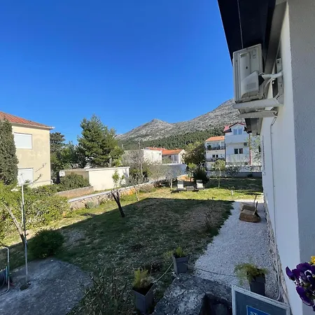 Nyaraló Lola - Large Outdoor Area