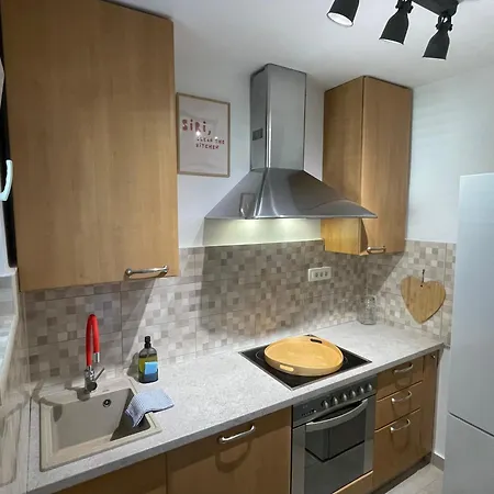 בית נופש Lola - Large Outdoor Area סטאריגרד-פקלניצה