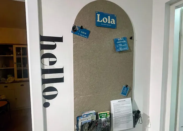 Lola - Large Outdoor Area *